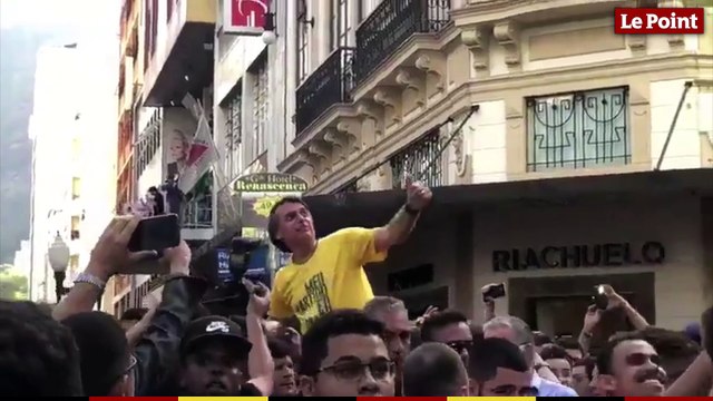 Élection présidentielle au Brésil : Bolsonaro, le candidat d'extrême droite poignardé