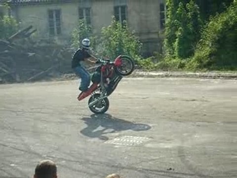 sesion stunt moto expert angoulème 2007