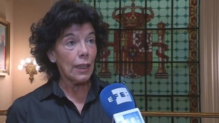 Celaá anima a alumnos a ir a clase con la ilusión de descubrir nuevos mundos (C)