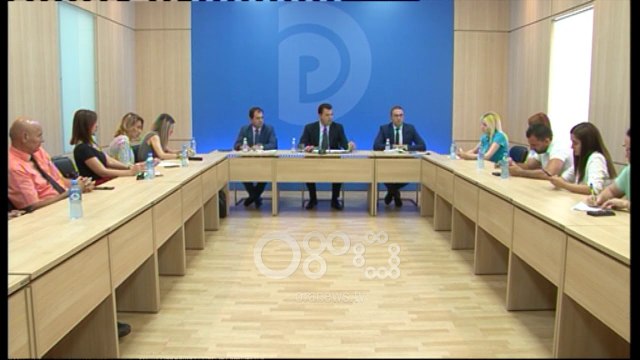 Ora News - Basha: Vettingu në politikë është negociuar, Ramës i mbetet vetëm ta votojë pro