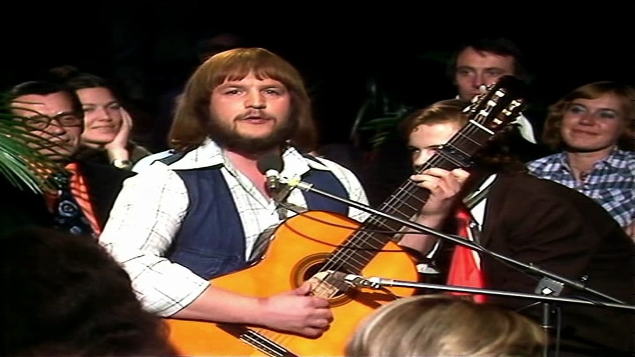 Fredl Fesl - Fussball-Lied & Glockensong 1976