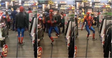Homem-Aranha não resiste ao ouvir "Take On Me" dos A-ha