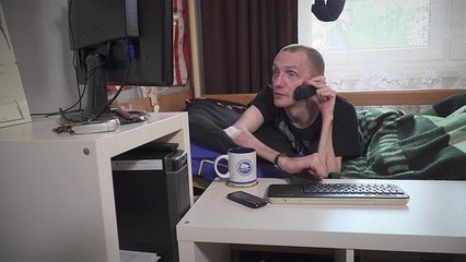Vom Bett aus arbeiten: Am Leben teilhaben trotz Behinderung