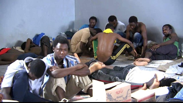 Migrant detention centres in Libya unable to cope amid fighting