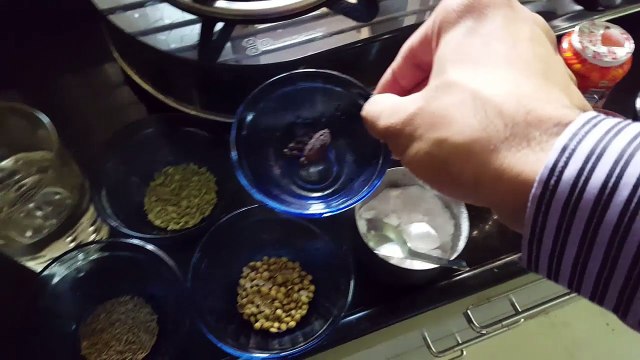 Masala Bati without microwave oven recipe in Hindi - राजस्थानी मसाला बाटी