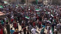مظاهرات بإدلب وريفي حماة وحلب منددة بالتدخل الروسي