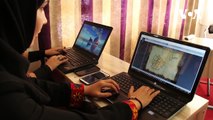 خاطره محمدی بانوی جوانی که شاگرد مکتب کد نویسی هرات است ، بازی کامپیوتری را با نام جغرافیای افغانستان ساخته است. این گیم در مدت سه ماه و نیم ساخته شده و دارای