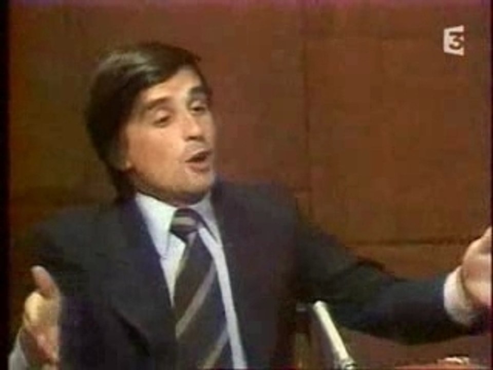 TLL et P. Douglas - 1977 - Extrait " Le débat du siècle".