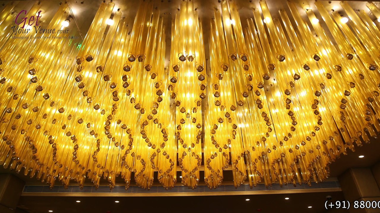 Banquet hall decoration ideas by best wedding planners in Delhi | GetYourVenue