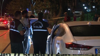 Müteahhit aracının içinde pompalı tüfekle intihar etti