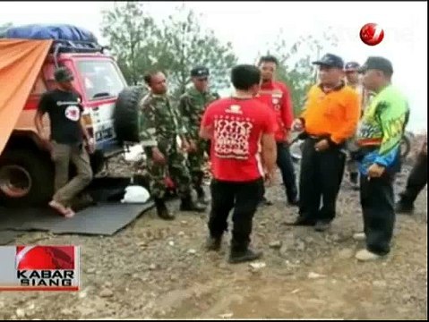 Dua Pendaki di Gunung Guntur Tersambar Petir
