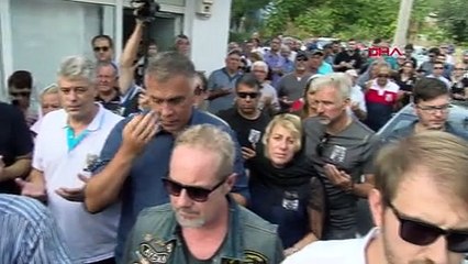 Haayatını kaybeden eski basketbolcu İsmet Badem son yolculuğuna uğurlandı