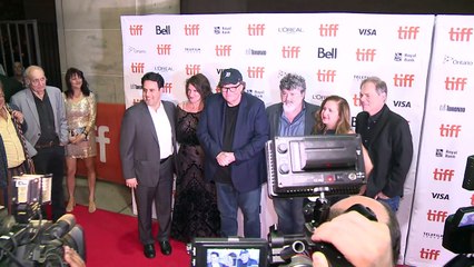 مايكل مور يدعو الأميركيين الى المقاومة في وجه ترامب