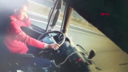 Uyuyan Şoför, Yürüş Yapan Adamı Ezdi! Korkunç Kaza, Aracın İçindeki Kemaraya Yansıdı