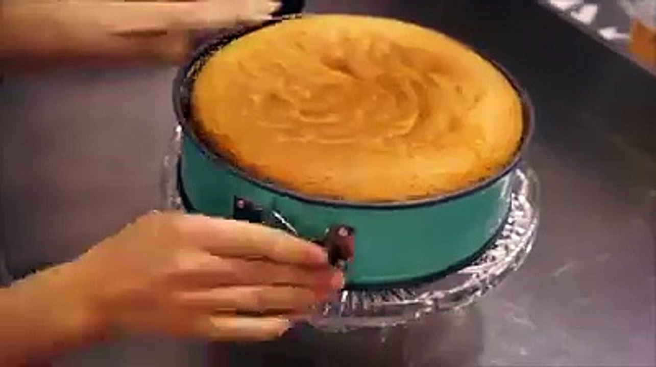 Käse-Sahne-Torte von Kuchenfee ZUM REZEPT 