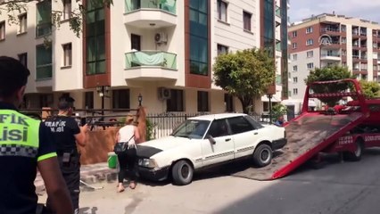 Otomobiliyle uygulama noktasından kaçan ehliyetsiz sürücü yakalandı - MANİSA