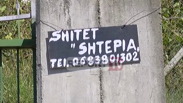‘Humbëm shpresën’/ Braktiset Torovica në Lezhë, banorët nxjerrin banesat në shitje dhe kërkojnë azil