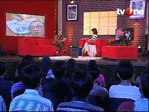 Satu Jam Lebih Dekat Dengan Busyro Muqoddas