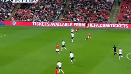 Luke Shaw BAD Injury - England vs Spain 1-2 08/09/2018