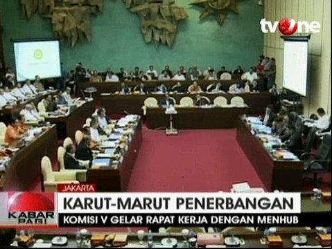 Komisi V Gelar Rapat Kerja Bersama Menhub Bahas Izin Penerbangan