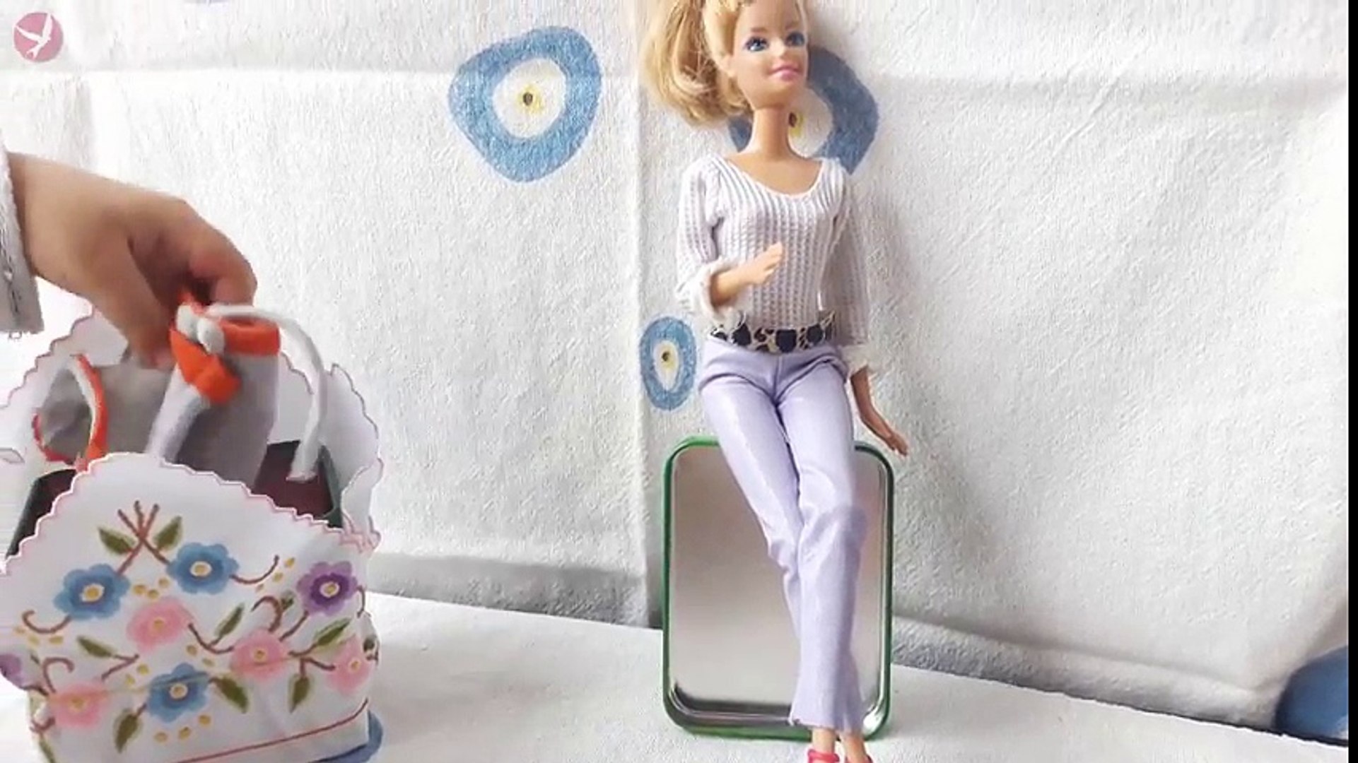 Barbie Kiyafet Yapimi Ve Giydirme Oyunlari Barbie Diy Oyuncak Video Dailymotion