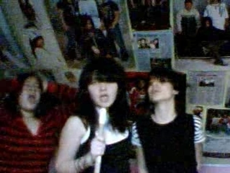 Noxi0us - Lovesongs (They kill me)