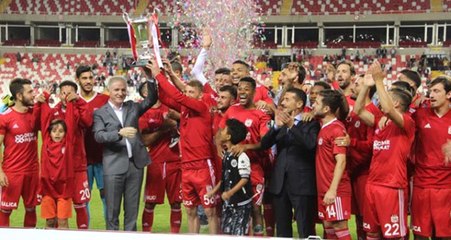 Cumhuriyet Kupasını Bursaspor'u Penaltılarla Geçen Demir Grup Sivasspor Kazandı