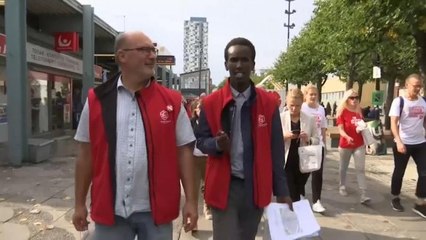 مهاجر صومالي من ضواحي السويد الفقيرة يجابه اليمين المتطرف في انتخابات حاسمة