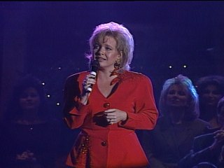 Bill & Gloria Gaither - What Child Is This?