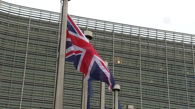 İngiltere Başbakanı Theresa May, Brüksel'de