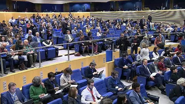 Еврокомиссия недовольна бюджетами ещё пяти стран Еврозоны