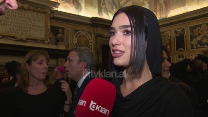 Papa Francesku pret shqiptaret ne Vatikan