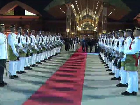Prime Minister Dr. Mahathir Mohamad bidding farewell to Prime Minister Imran Khan after completion of PM’s official visit to Malaysia.