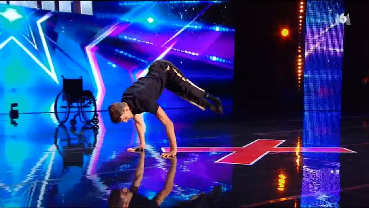 LFAUIT : La performance bouleversante de Nathan qui, handicapé, livre une prestation à couper le souffle - Regardez