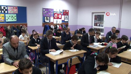 Çocuklardan Vali Yerlikaya'ya kitap okuma sözü