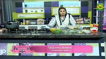 Banoffi Crumble Cake Recipe by Chef Shireen Anwar 9 November 2018