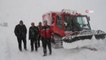 Kar ve Tipiden Dolayı Yolu Kapanan Mezradaki Hasta, Kar Üstü Aracıyla Kurtarıldı