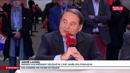 Скачать видео: Congrès des maires : Emmanuel Macron « était cassant » et « campé sur ses positions » rapporte le vice-président de l’AMF