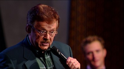 Bill & Gloria Gaither - O Come, All Ye Faithful