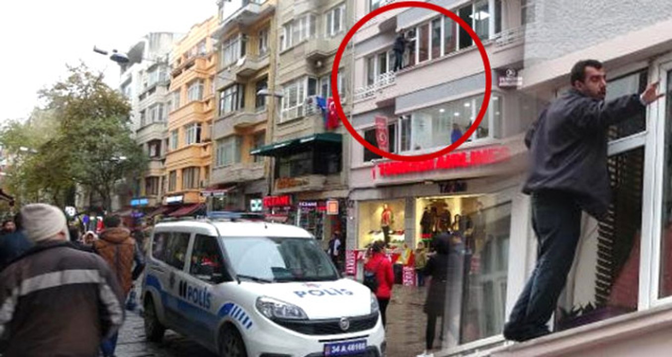 Taksim Meydanı'nda Film Sahnelerini Aratmayan İntihar Girişimi
