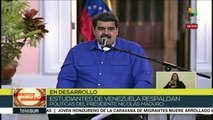 Pdte. Maduro otorgará 20 mil becas a estudiantes colombianos