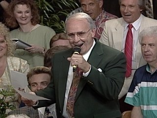 Bill & Gloria Gaither - Crown Him King