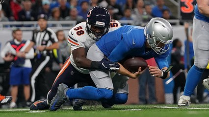 Roquan Smith sidesteps Riddick to sack Stafford