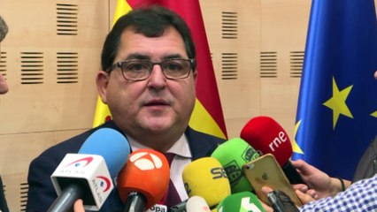 Gobierno acusa a May y a la UE de actuar con "nocturnidad y alevosía"