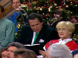 Bill & Gloria Gaither - Joy To The World