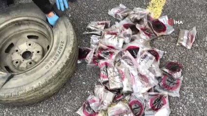 Stepne Lastiğinde 94 Kilo Kaçak Nargile Tütünü Ele Geçirildi