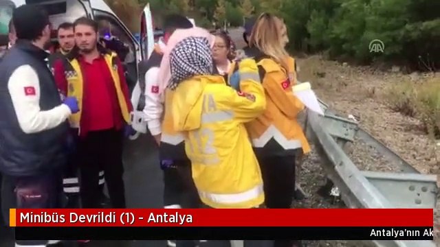 Minibüs Devrildi (1) - Antalya