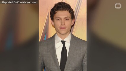 Tom Holland Tries Pumpkin Filling For The First Time