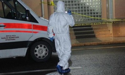 Garson dehşet saçtı: 2 ölü