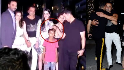 Akshay Sweetest Gesture For Beggar's Child Will Melt Ur Heart | Boby | Twinkle | Tanya | Bollywood